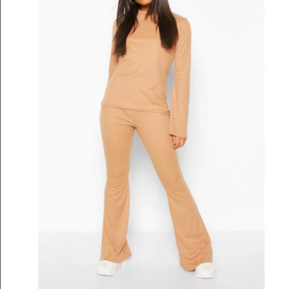 NWT Boohoo Lounge Set